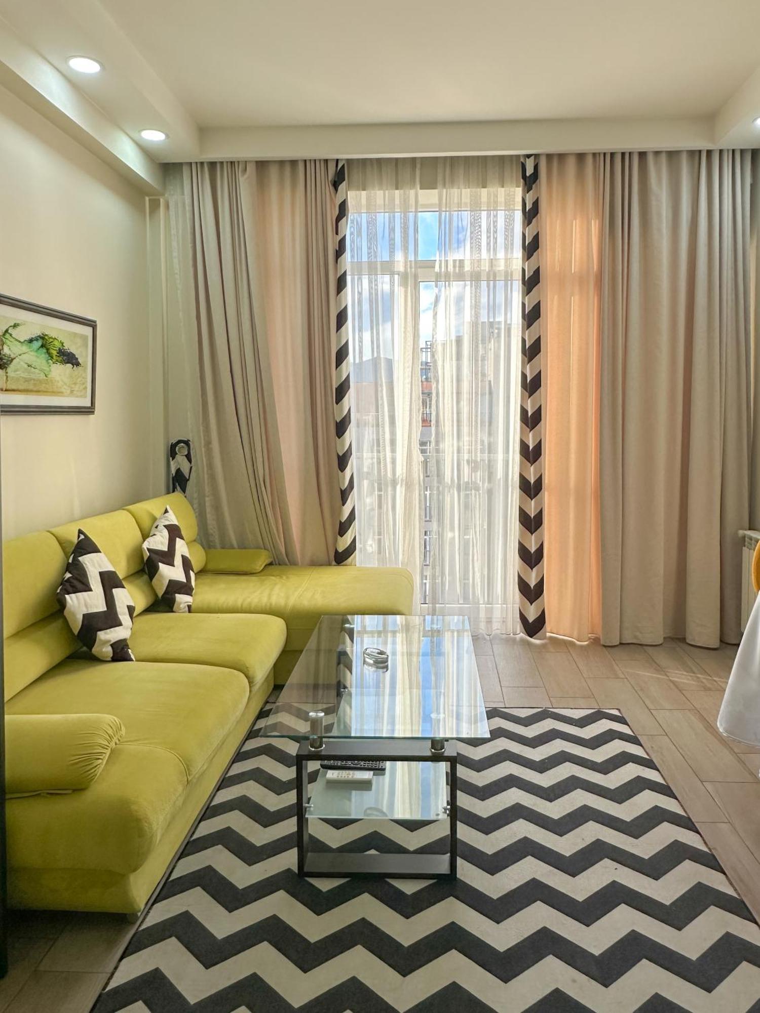 Apartments With View Тбилиси Экстерьер фото