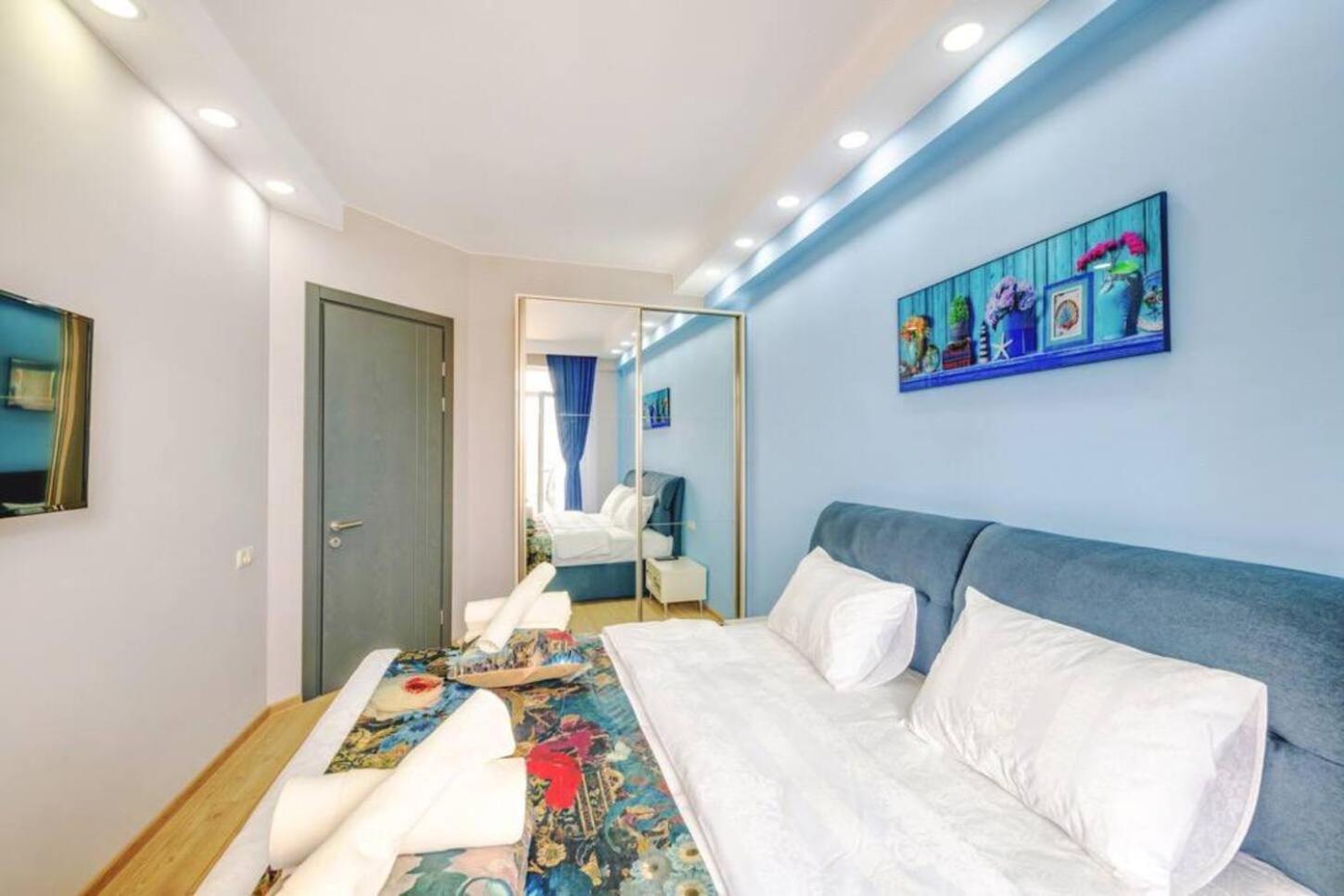 Apartments With View Тбилиси Экстерьер фото